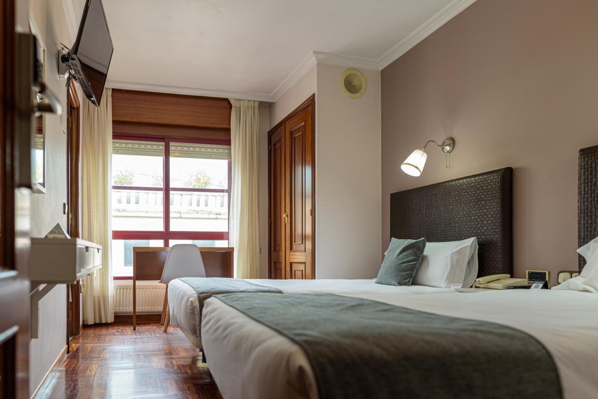 Hotel Alda Centro Pontevedra Eksteriør bilde